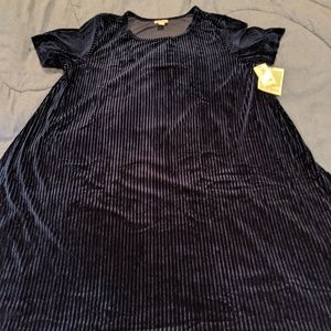 Lularoe Velvet Carly - XL